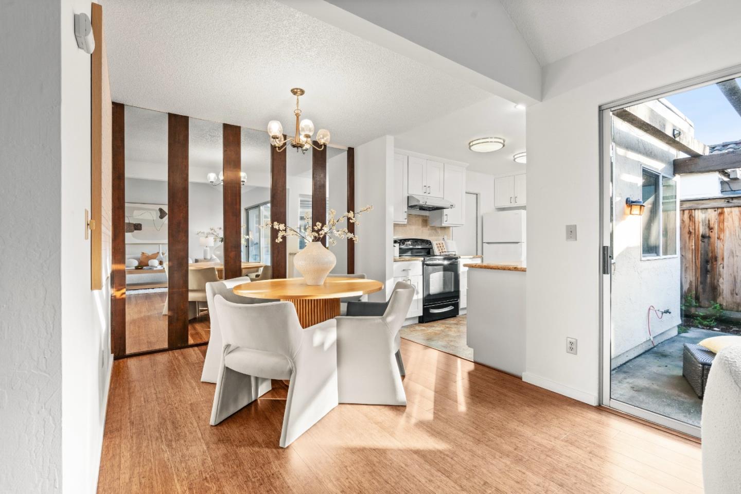 Photo #10: ML82031328 Listing: Photo #10