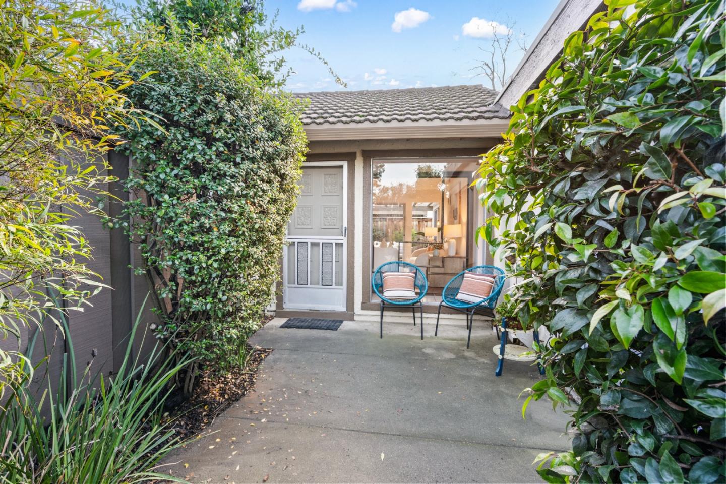 Photo #2: ML82031328 Listing: Photo #2