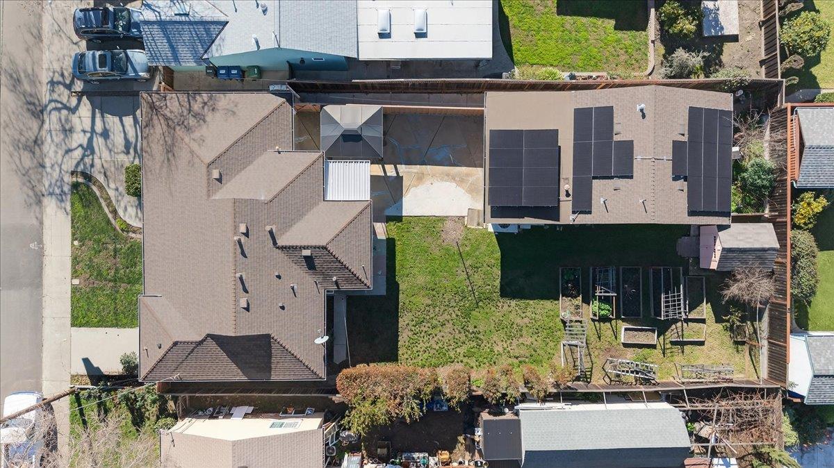 Detail Gallery Image 2 of 42 For 19373 San Miguel Ave, Castro Valley,  CA 94546 - 5 Beds | 3 Baths