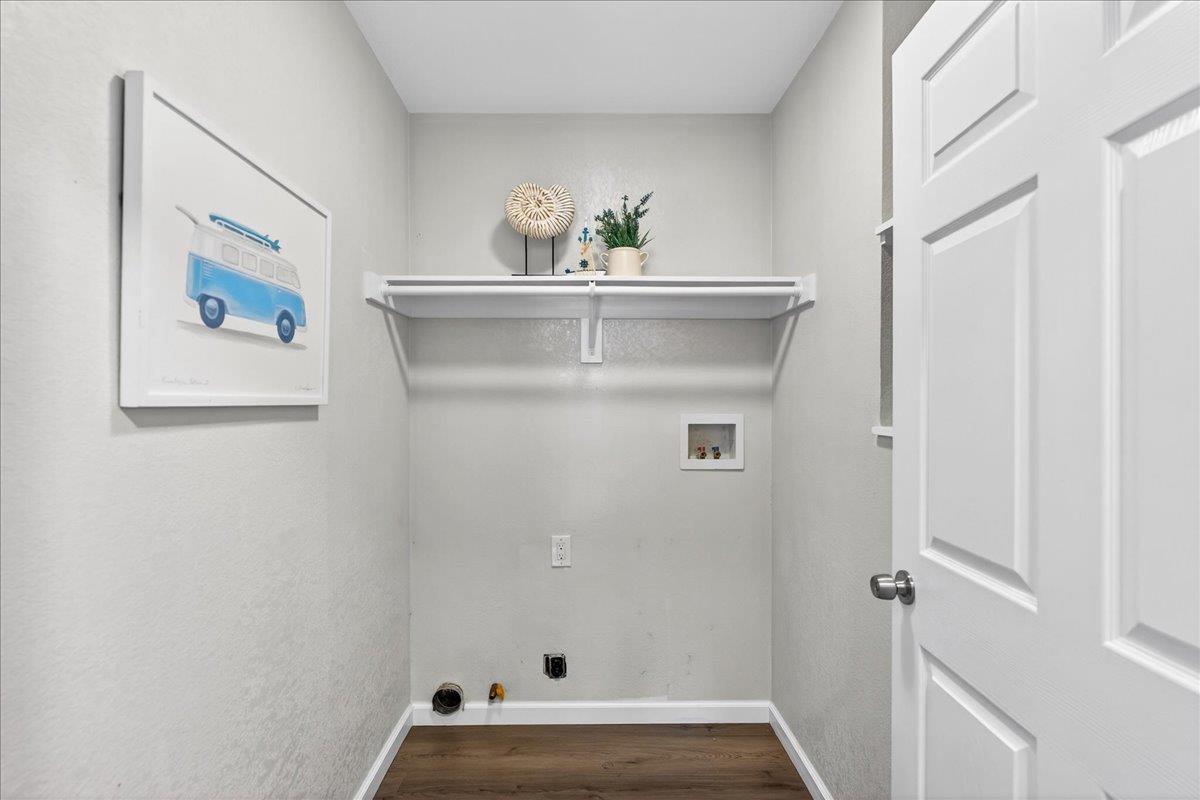 Detail Gallery Image 20 of 42 For 19373 San Miguel Ave, Castro Valley,  CA 94546 - 5 Beds | 3 Baths