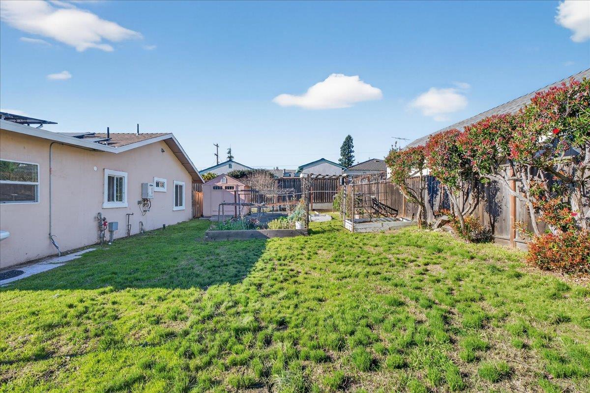 Detail Gallery Image 37 of 42 For 19373 San Miguel Ave, Castro Valley,  CA 94546 - 5 Beds | 3 Baths