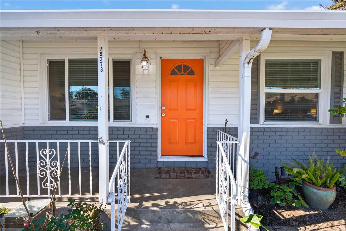 Detail Gallery Image 6 of 42 For 19373 San Miguel Ave, Castro Valley,  CA 94546 - 5 Beds | 3 Baths