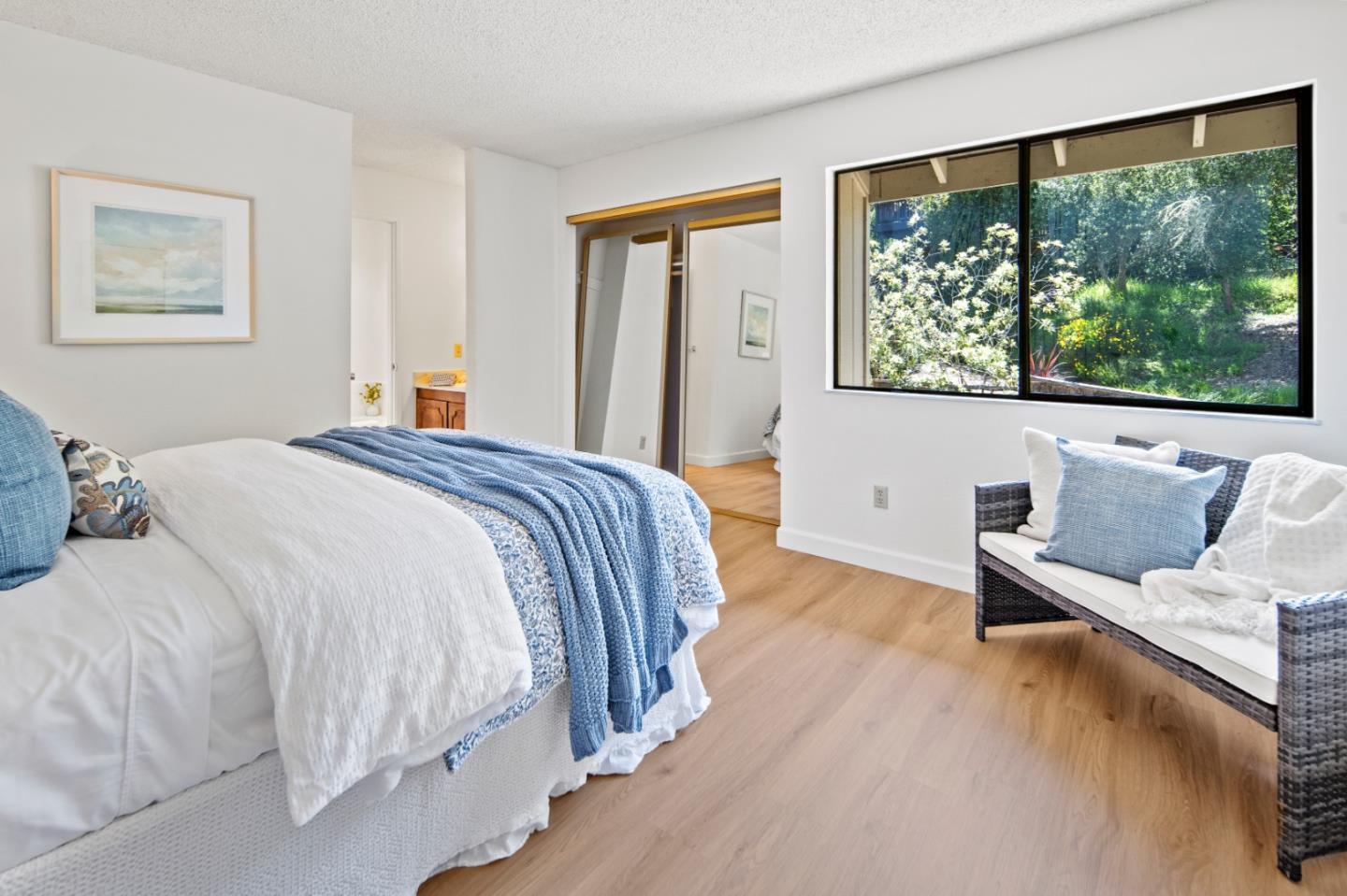 Detail Gallery Image 14 of 18 For 70 Forest Ridge Rd #22,  Monterey,  CA 93940 - 2 Beds | 2/1 Baths