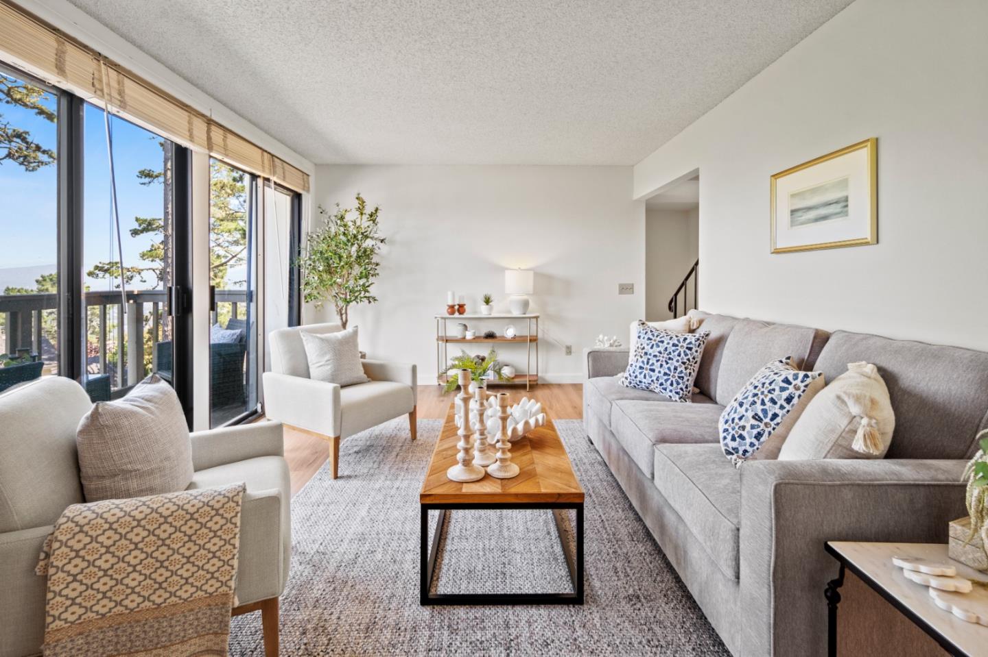 Detail Gallery Image 3 of 18 For 70 Forest Ridge Rd #22,  Monterey,  CA 93940 - 2 Beds | 2/1 Baths