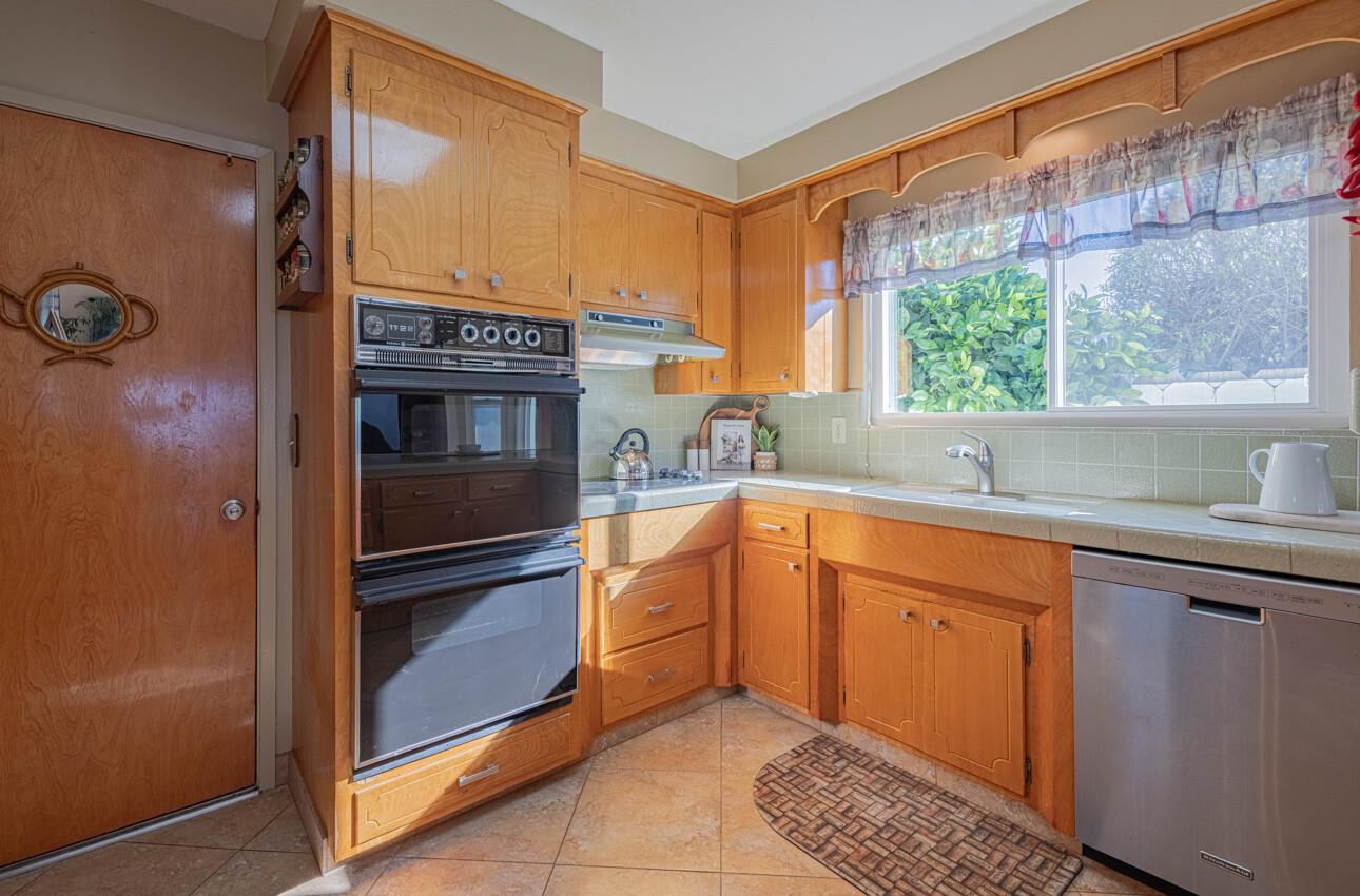 Detail Gallery Image 15 of 39 For 551 San Felipe St, Salinas,  CA 93901 - 3 Beds | 2 Baths