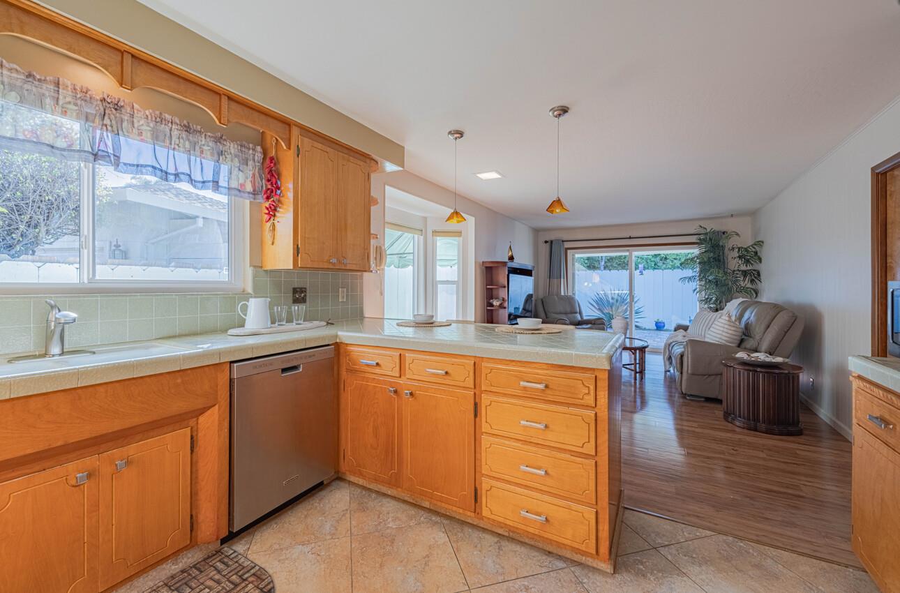 Detail Gallery Image 17 of 39 For 551 San Felipe St, Salinas,  CA 93901 - 3 Beds | 2 Baths