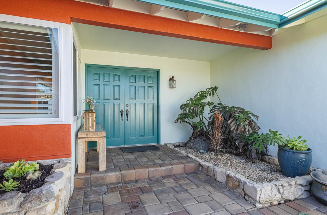 Detail Gallery Image 5 of 39 For 551 San Felipe St, Salinas,  CA 93901 - 3 Beds | 2 Baths