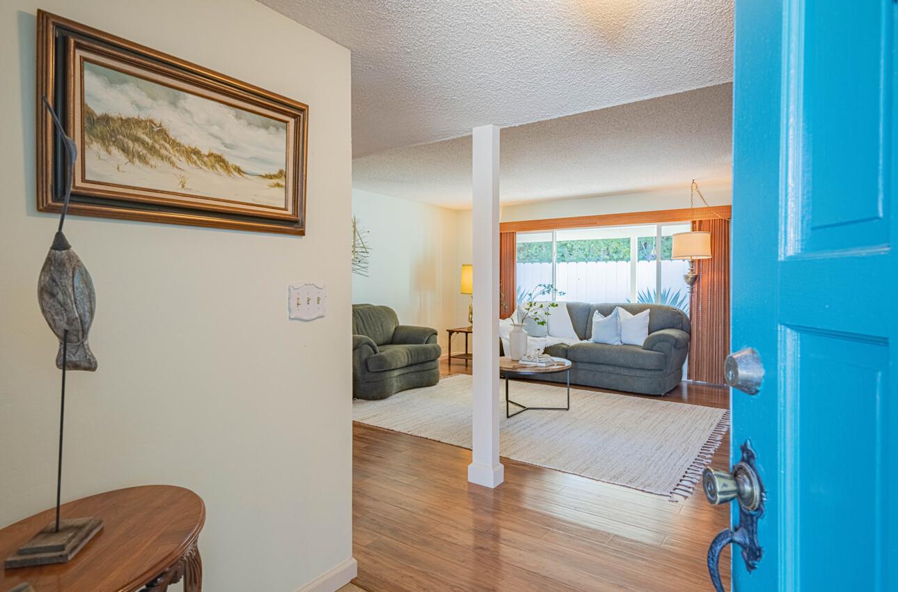 Detail Gallery Image 6 of 39 For 551 San Felipe St, Salinas,  CA 93901 - 3 Beds | 2 Baths