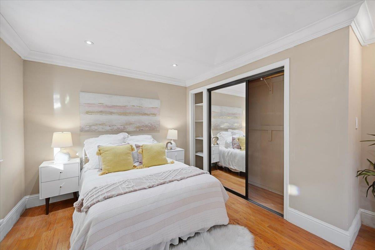 Detail Gallery Image 18 of 31 For 31 Northumberland Ave, Redwood City,  CA 94063 - 3 Beds | 3 Baths