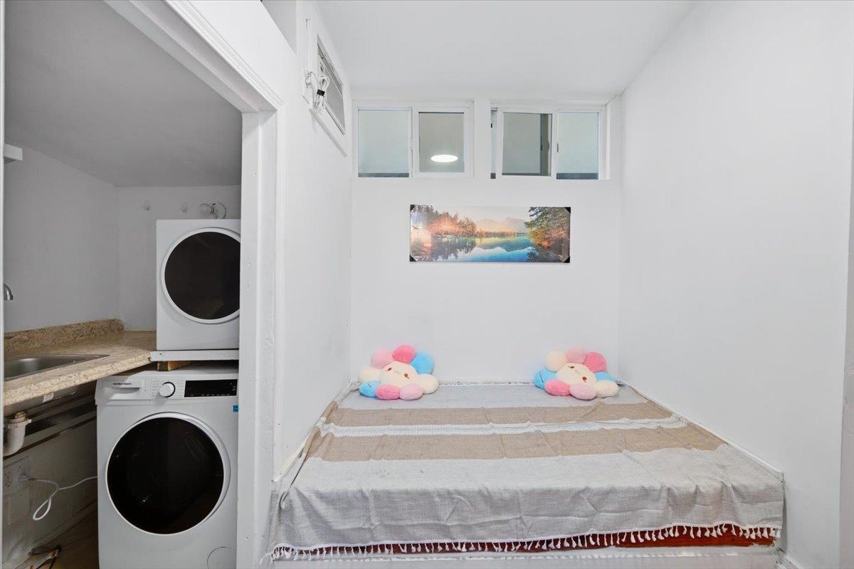 Detail Gallery Image 31 of 31 For 31 Northumberland Ave, Redwood City,  CA 94063 - 3 Beds | 3 Baths