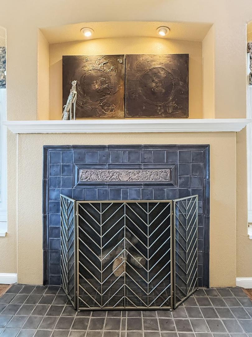 Detail Gallery Image 10 of 64 For 418 Ridge Rd, San Carlos,  CA 94070 - 5 Beds | 3 Baths