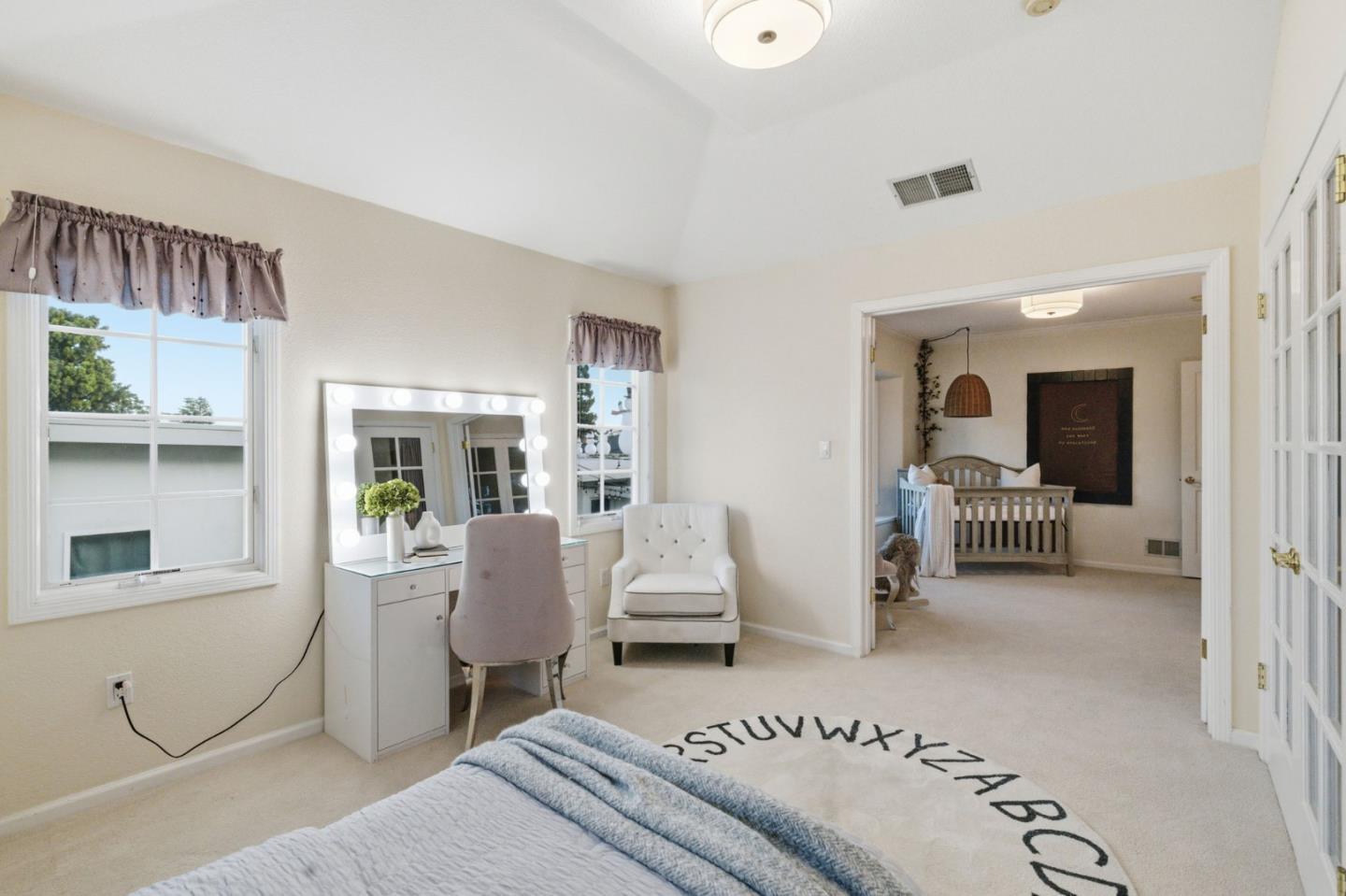 Detail Gallery Image 33 of 64 For 418 Ridge Rd, San Carlos,  CA 94070 - 5 Beds | 3 Baths