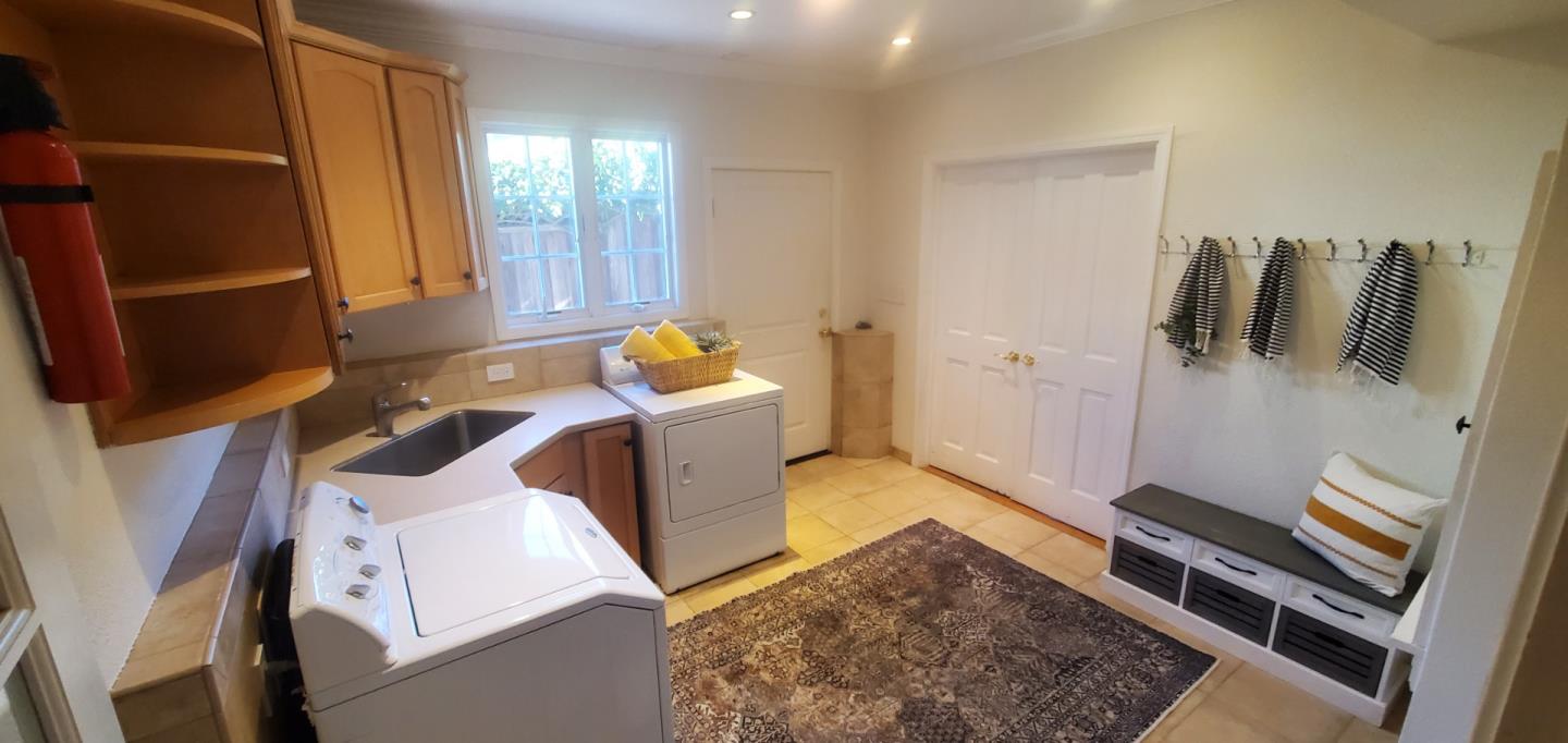 Detail Gallery Image 47 of 64 For 418 Ridge Rd, San Carlos,  CA 94070 - 5 Beds | 3 Baths