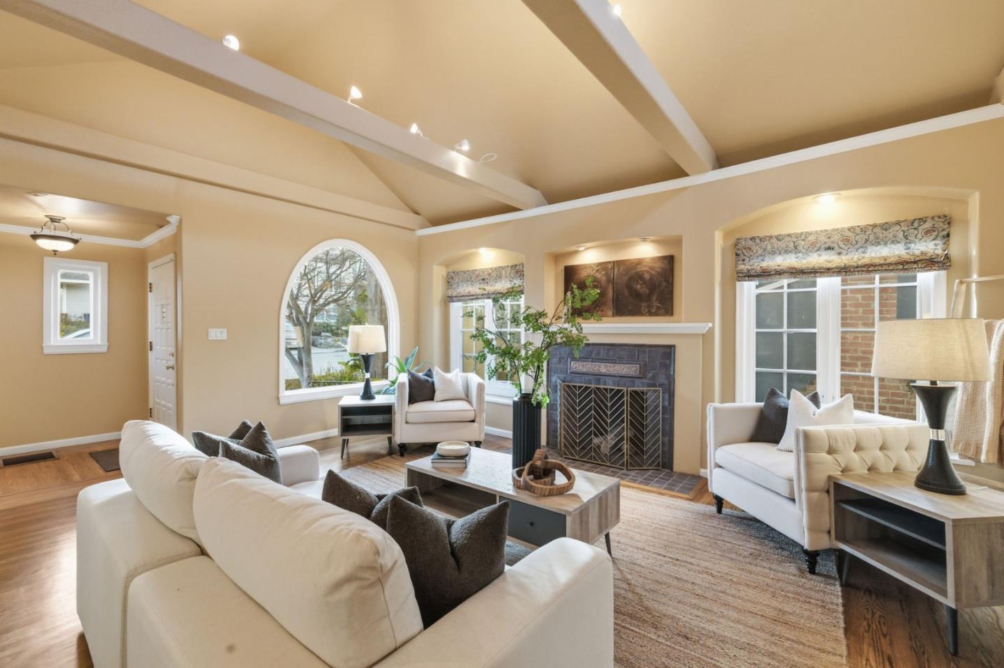 Detail Gallery Image 9 of 64 For 418 Ridge Rd, San Carlos,  CA 94070 - 5 Beds | 3 Baths