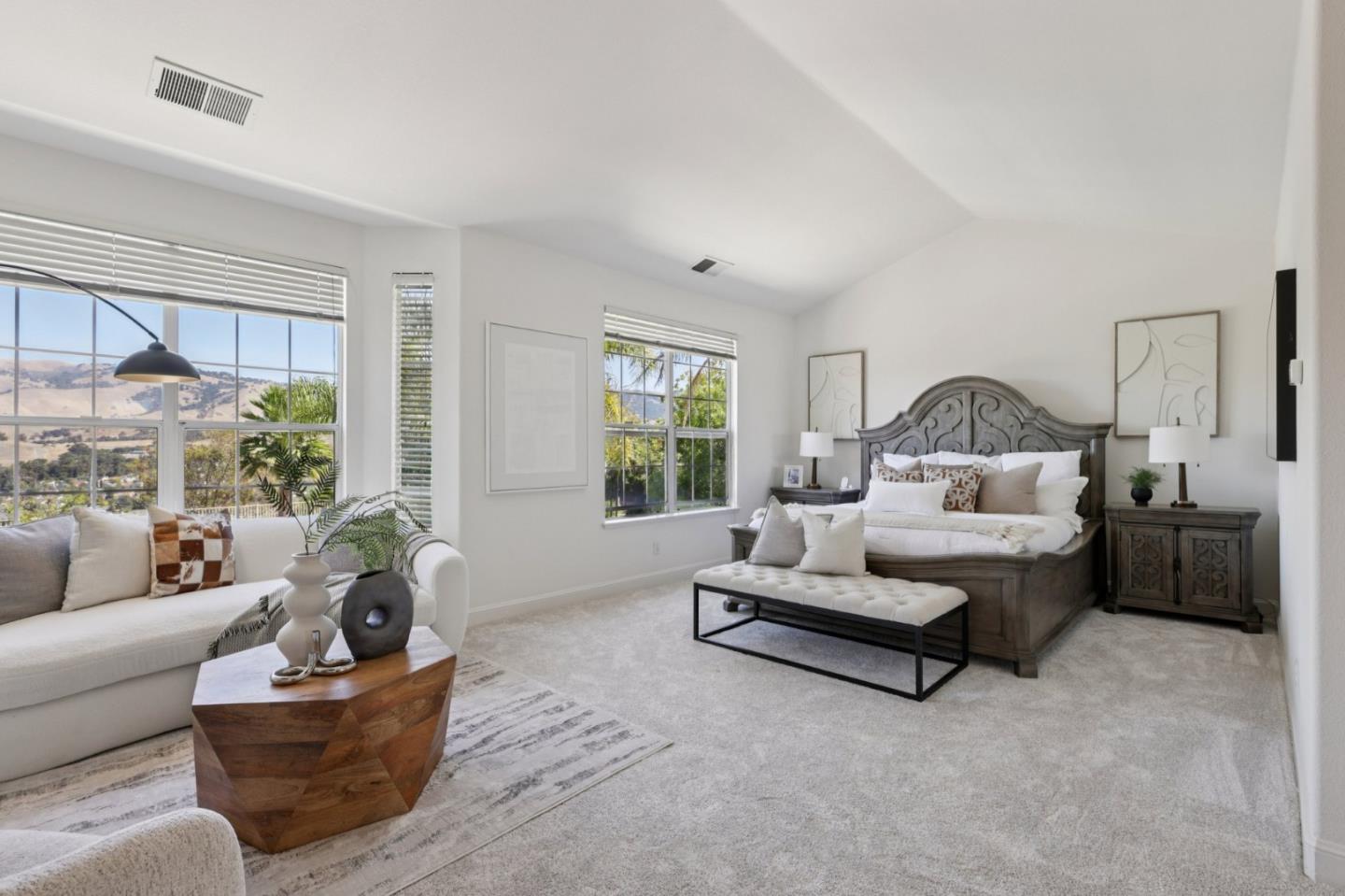 Detail Gallery Image 19 of 55 For 2276 Bentley Ridge Dr, San Jose,  CA 95138 - 6 Beds | 4/1 Baths