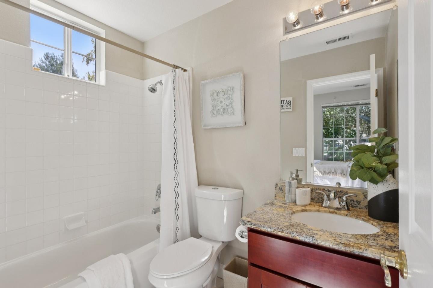Detail Gallery Image 29 of 55 For 2276 Bentley Ridge Dr, San Jose,  CA 95138 - 6 Beds | 4/1 Baths