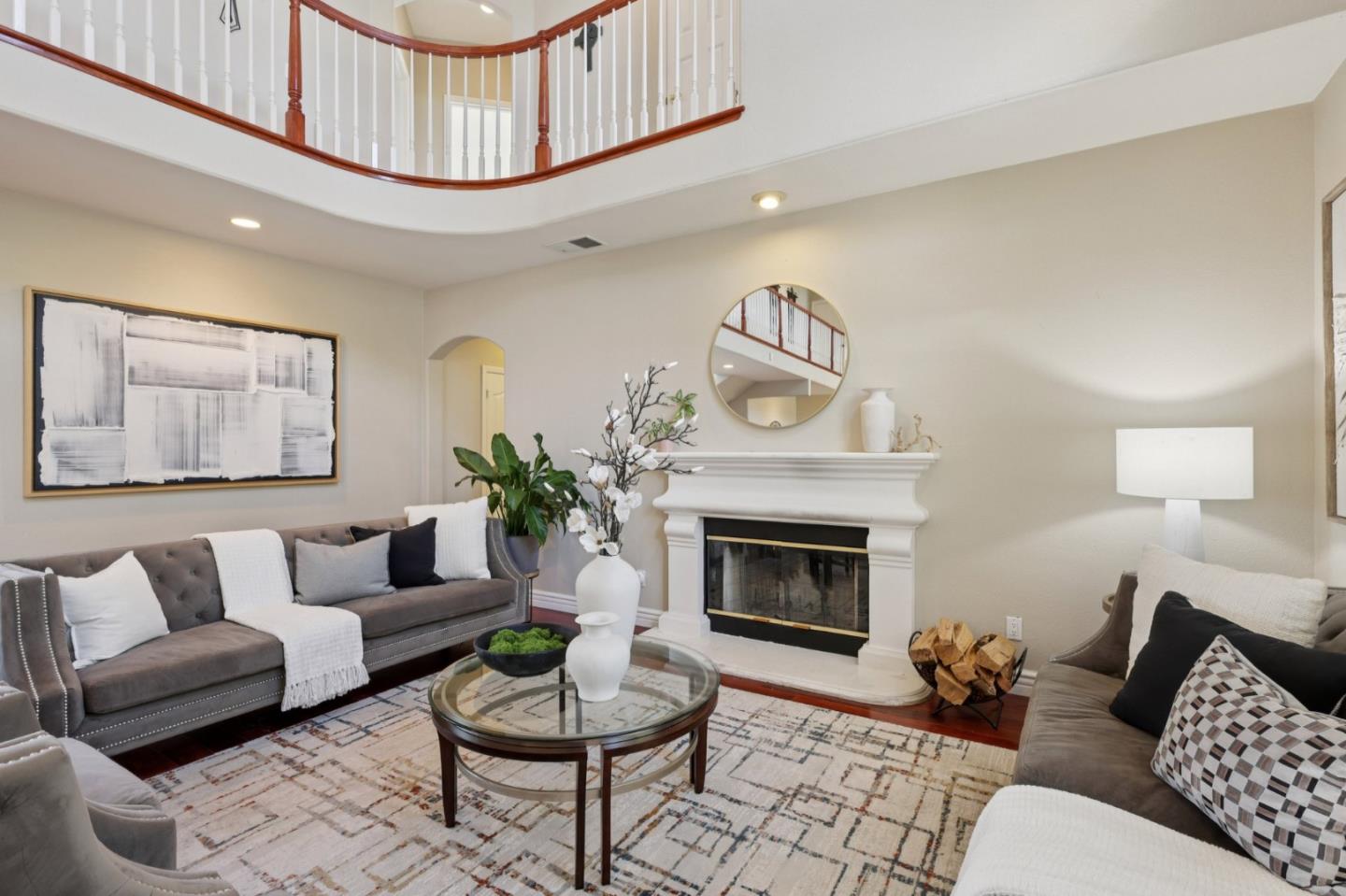 Detail Gallery Image 4 of 55 For 2276 Bentley Ridge Dr, San Jose,  CA 95138 - 6 Beds | 4/1 Baths