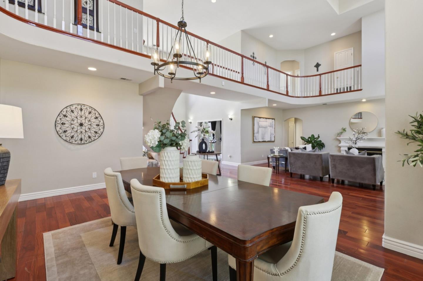 Detail Gallery Image 7 of 55 For 2276 Bentley Ridge Dr, San Jose,  CA 95138 - 6 Beds | 4/1 Baths