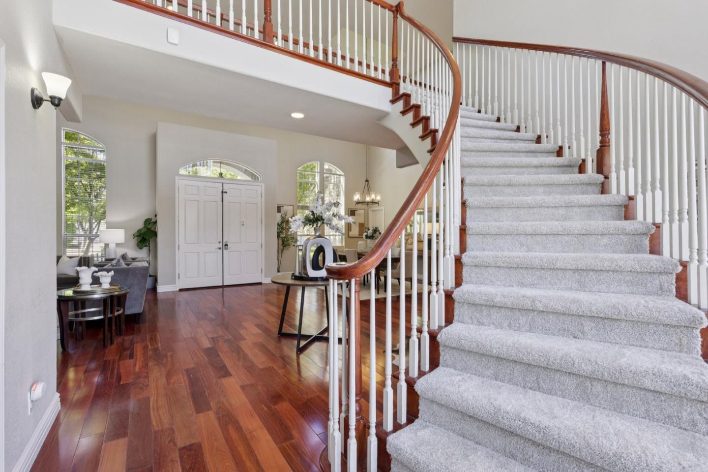 Detail Gallery Image 8 of 55 For 2276 Bentley Ridge Dr, San Jose,  CA 95138 - 6 Beds | 4/1 Baths