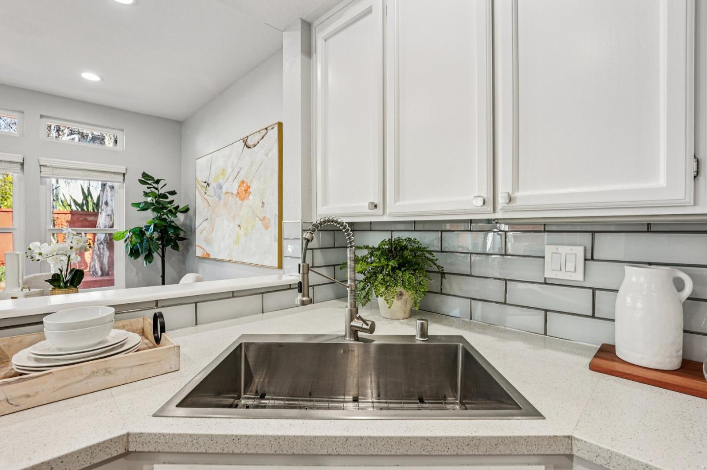 Detail Gallery Image 14 of 41 For 5405 Quebec Cmn, Fremont,  CA 94555 - 3 Beds | 2/1 Baths