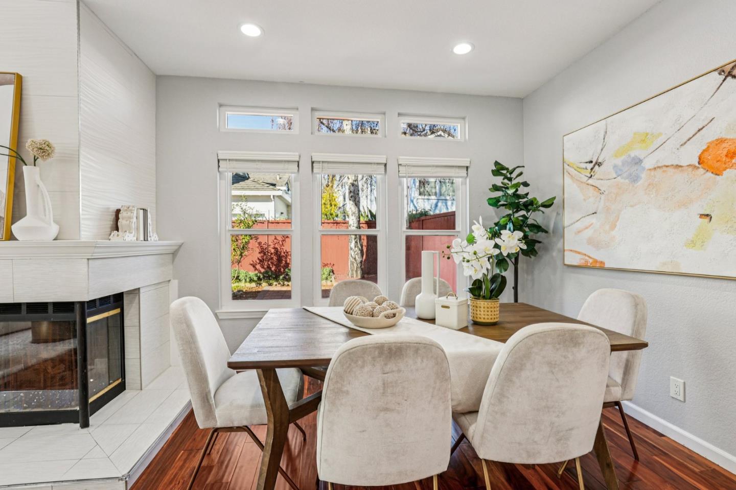 Detail Gallery Image 9 of 41 For 5405 Quebec Cmn, Fremont,  CA 94555 - 3 Beds | 2/1 Baths