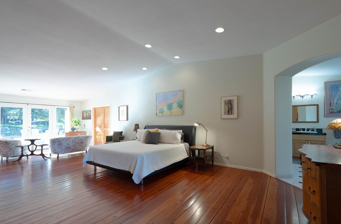 Detail Gallery Image 36 of 68 For 300 Mesa Rd, Salinas,  CA 93908 - 4 Beds | 3/1 Baths