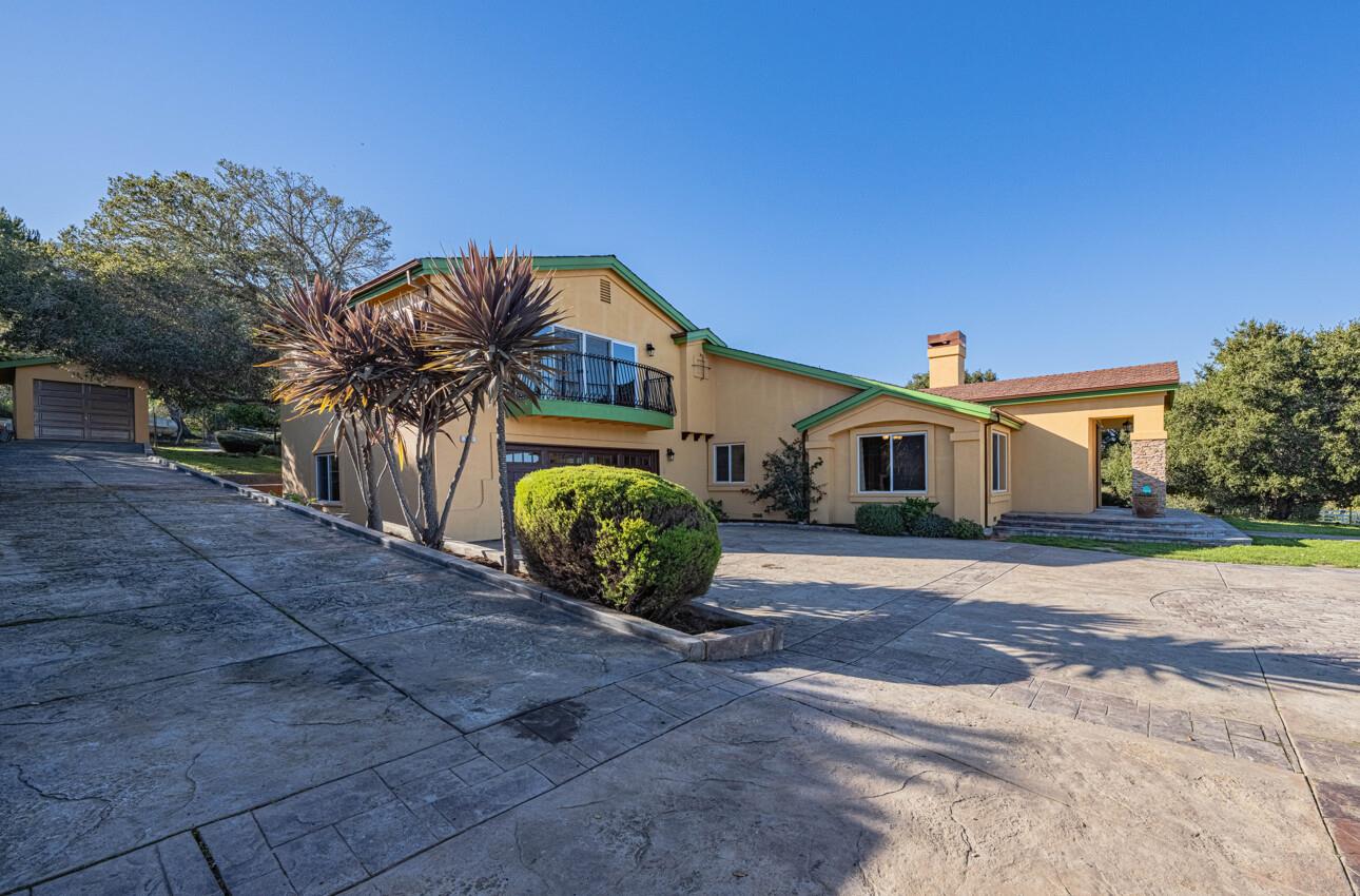 Detail Gallery Image 55 of 68 For 300 Mesa Rd, Salinas,  CA 93908 - 4 Beds | 3/1 Baths