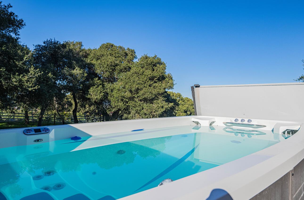 Detail Gallery Image 58 of 68 For 300 Mesa Rd, Salinas,  CA 93908 - 4 Beds | 3/1 Baths