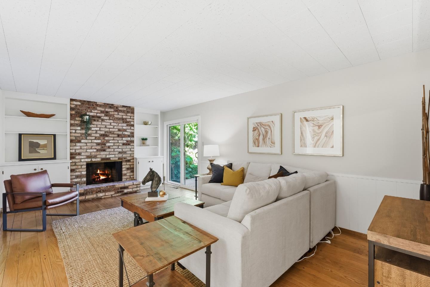 Detail Gallery Image 18 of 41 For 255 E Oakwood Blvd, Redwood City,  CA 94061 - 3 Beds | 2 Baths