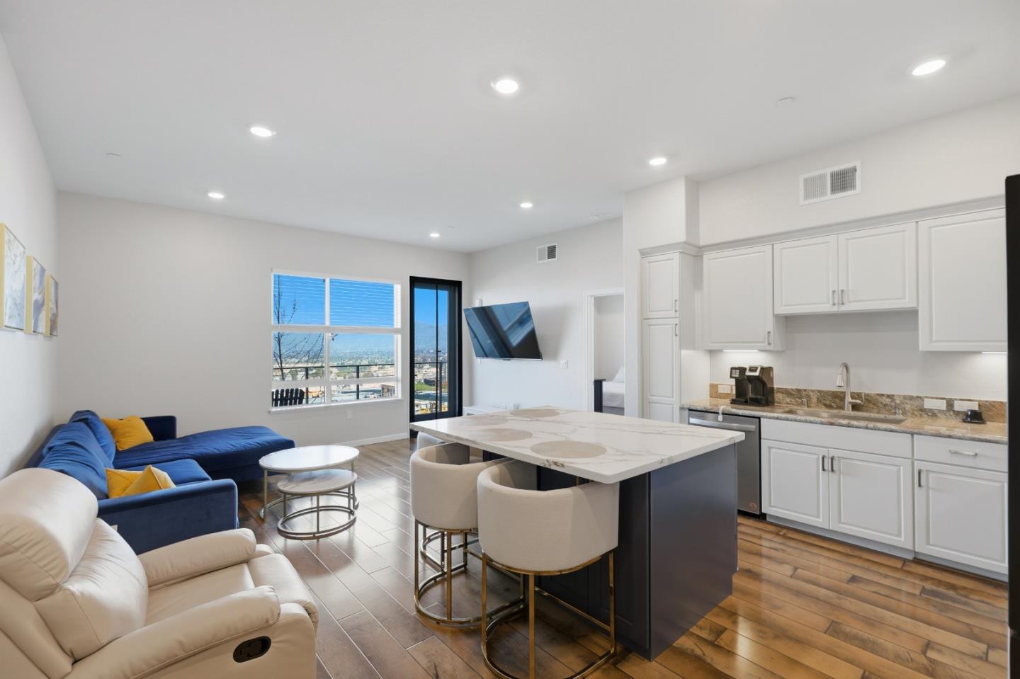 Photo #6: ML82031346 Listing: Photo #6