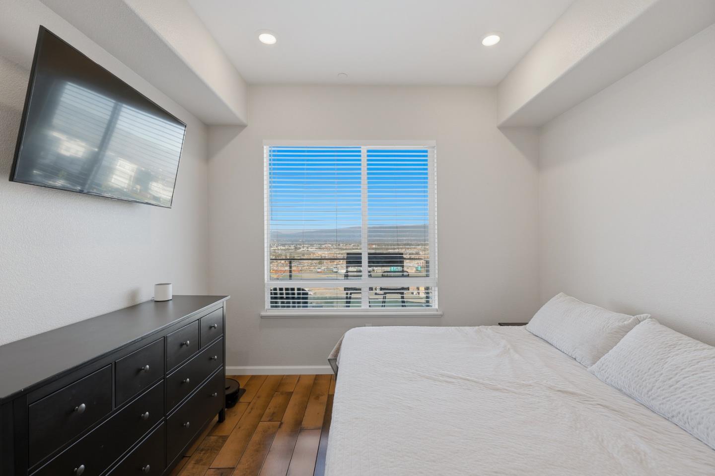 Photo #9: ML82031346 Listing: Photo #9