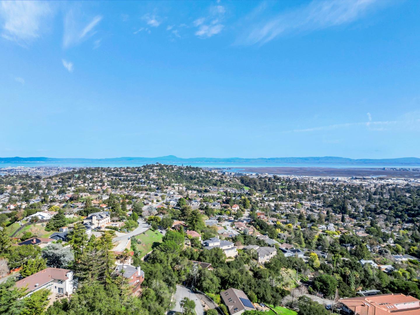 Detail Gallery Image 143 of 196 For 222 Oakley Ave, San Carlos,  CA 94070 - 5 Beds | 5 Baths