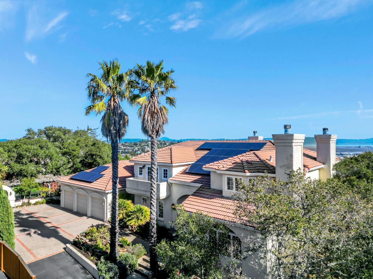 Detail Gallery Image 2 of 196 For 222 Oakley Ave, San Carlos,  CA 94070 - 5 Beds | 5 Baths