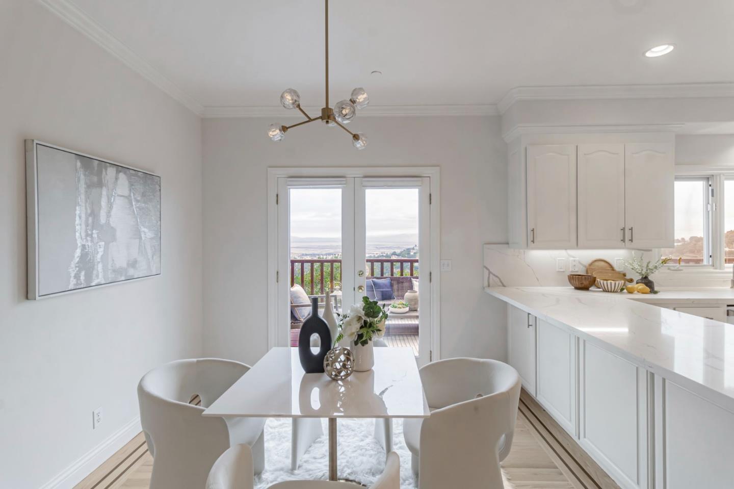 Detail Gallery Image 31 of 196 For 222 Oakley Ave, San Carlos,  CA 94070 - 5 Beds | 5 Baths