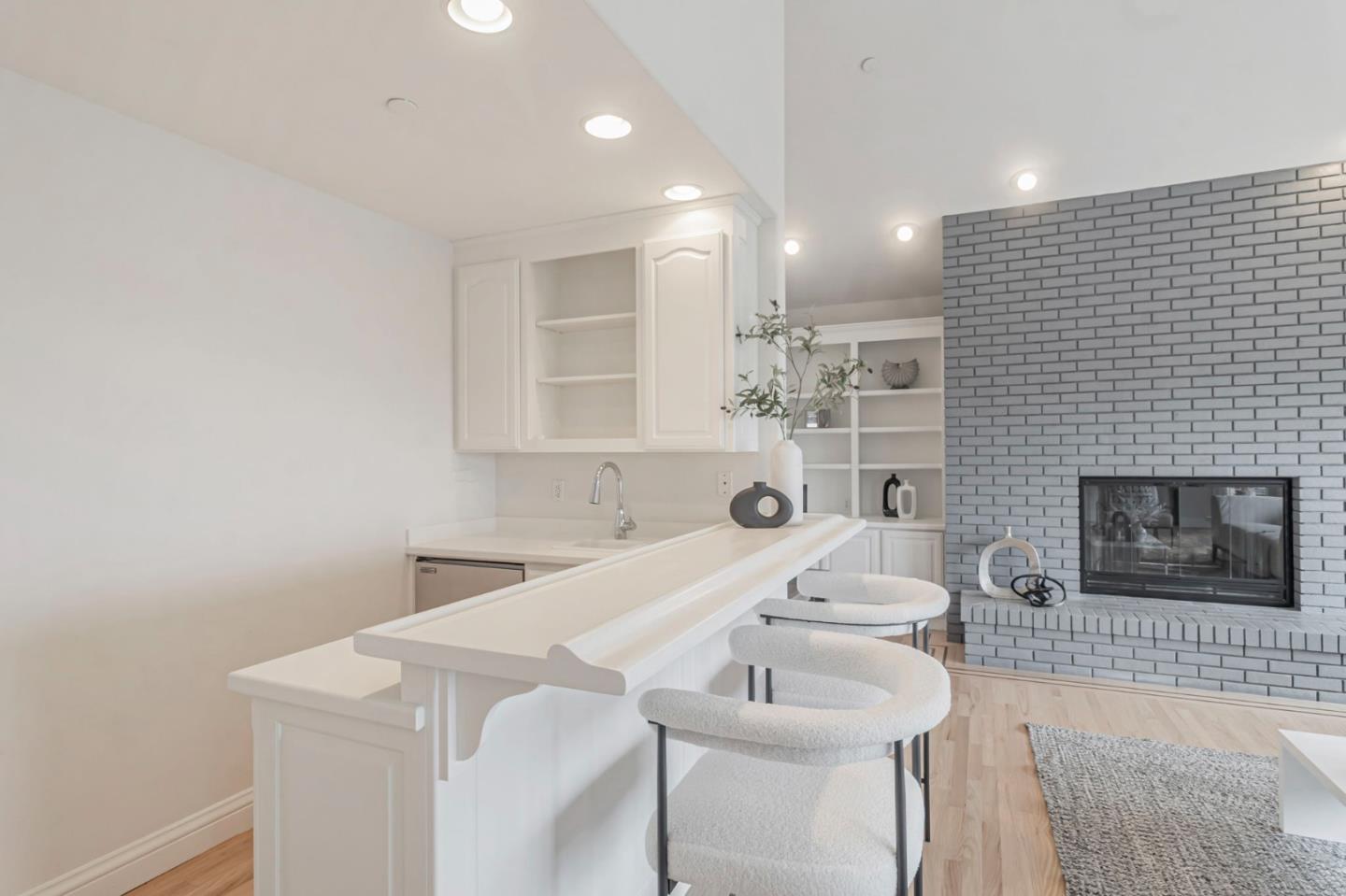 222 Oakley Avenue, San Carlos, CA, 94070