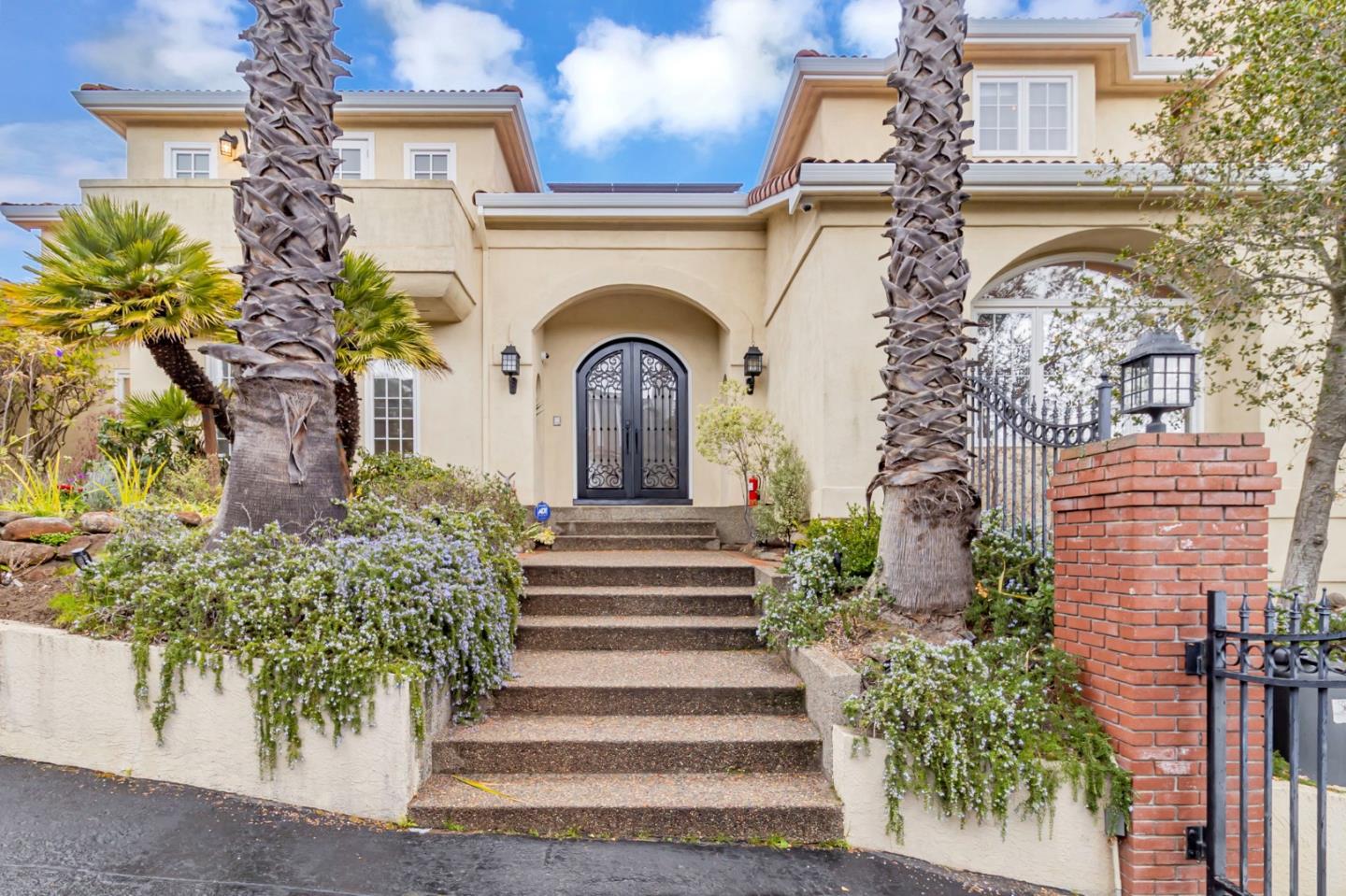 222 Oakley Avenue, San Carlos, CA, 94070