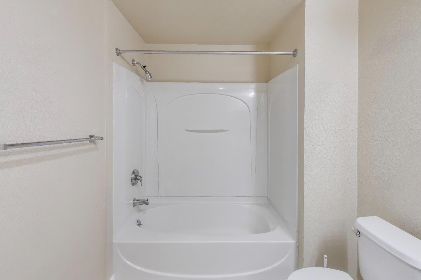 Photo #27: ML82031350 Listing: Photo #27