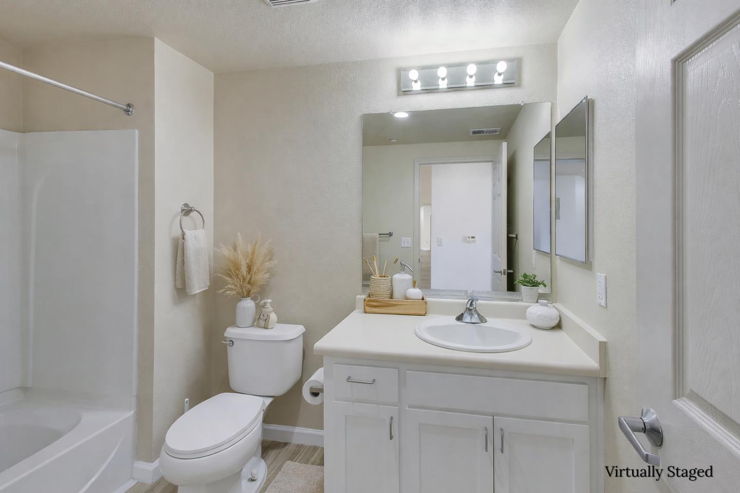 Photo #8: ML82031350 Listing: Photo #8