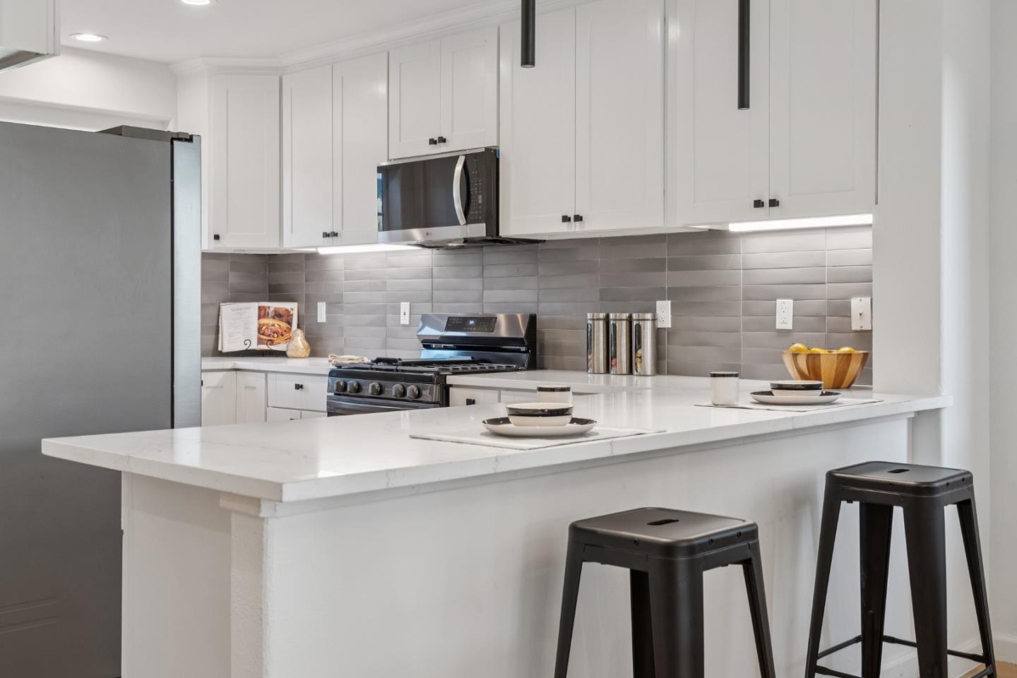 Detail Gallery Image 14 of 73 For 15675 Liberty St, San Leandro,  CA 94578 - 3 Beds | 2/1 Baths