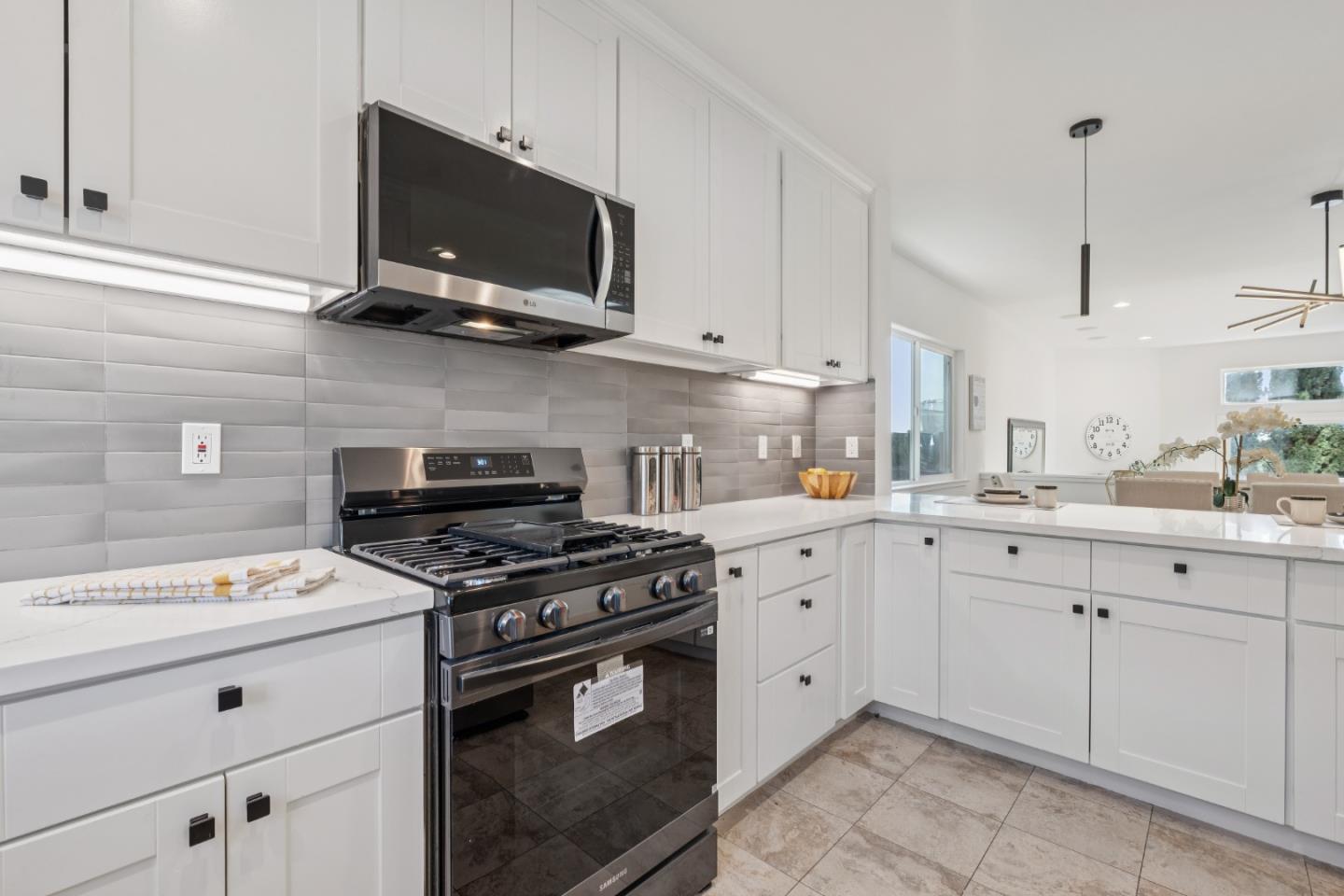 Detail Gallery Image 19 of 73 For 15675 Liberty St, San Leandro,  CA 94578 - 3 Beds | 2/1 Baths