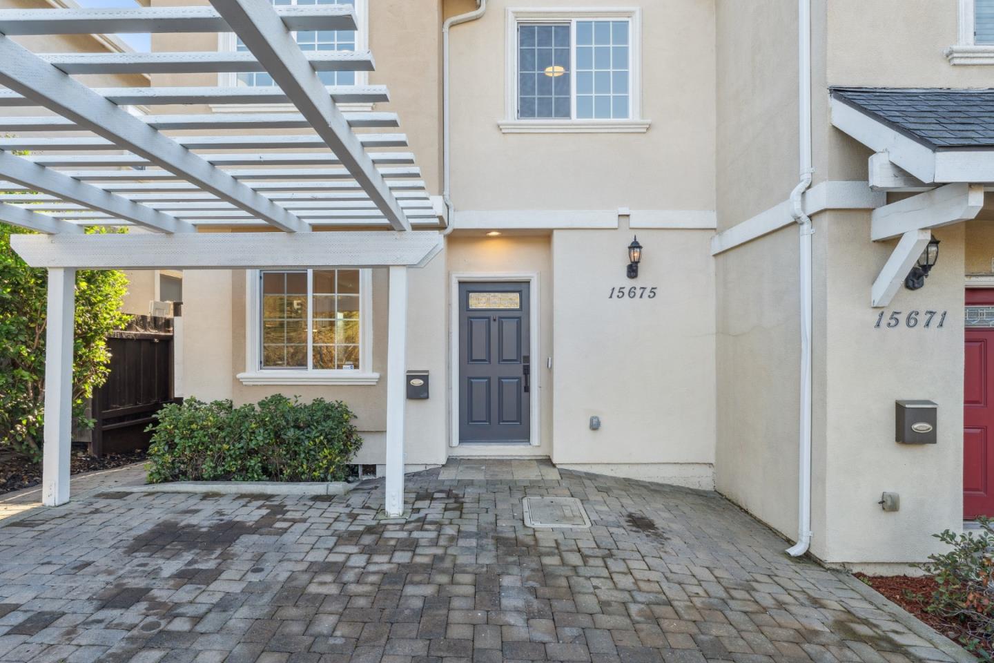 Detail Gallery Image 4 of 73 For 15675 Liberty St, San Leandro,  CA 94578 - 3 Beds | 2/1 Baths