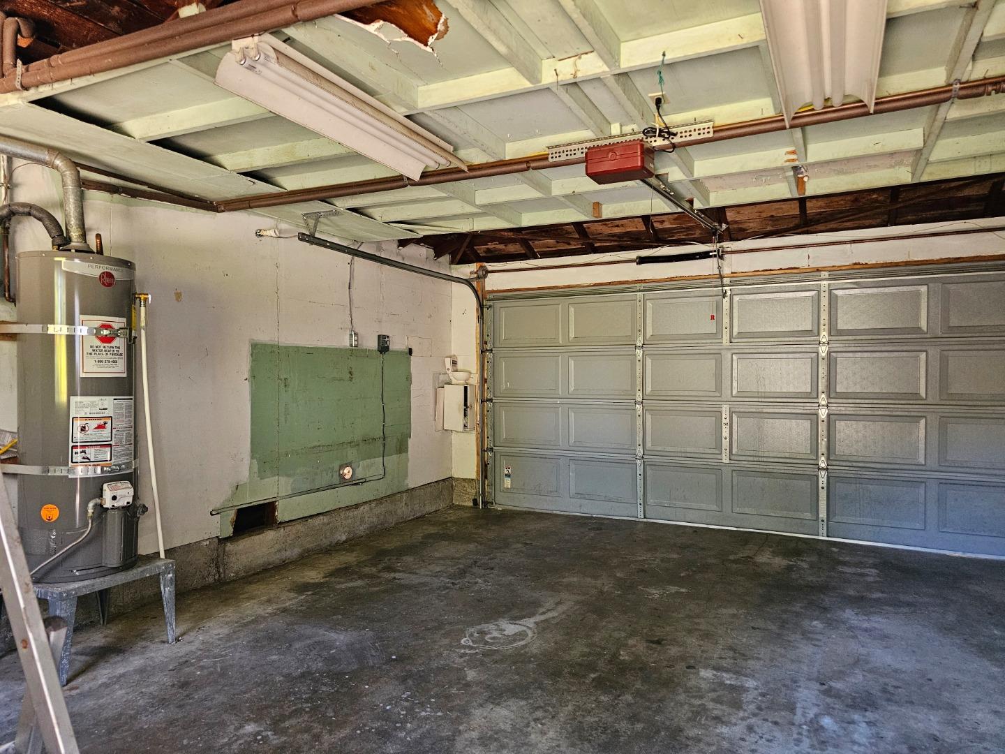 Detail Gallery Image 9 of 15 For 136 Mesa Verde St, Vallejo,  CA 94589 - 3 Beds | 1 Baths