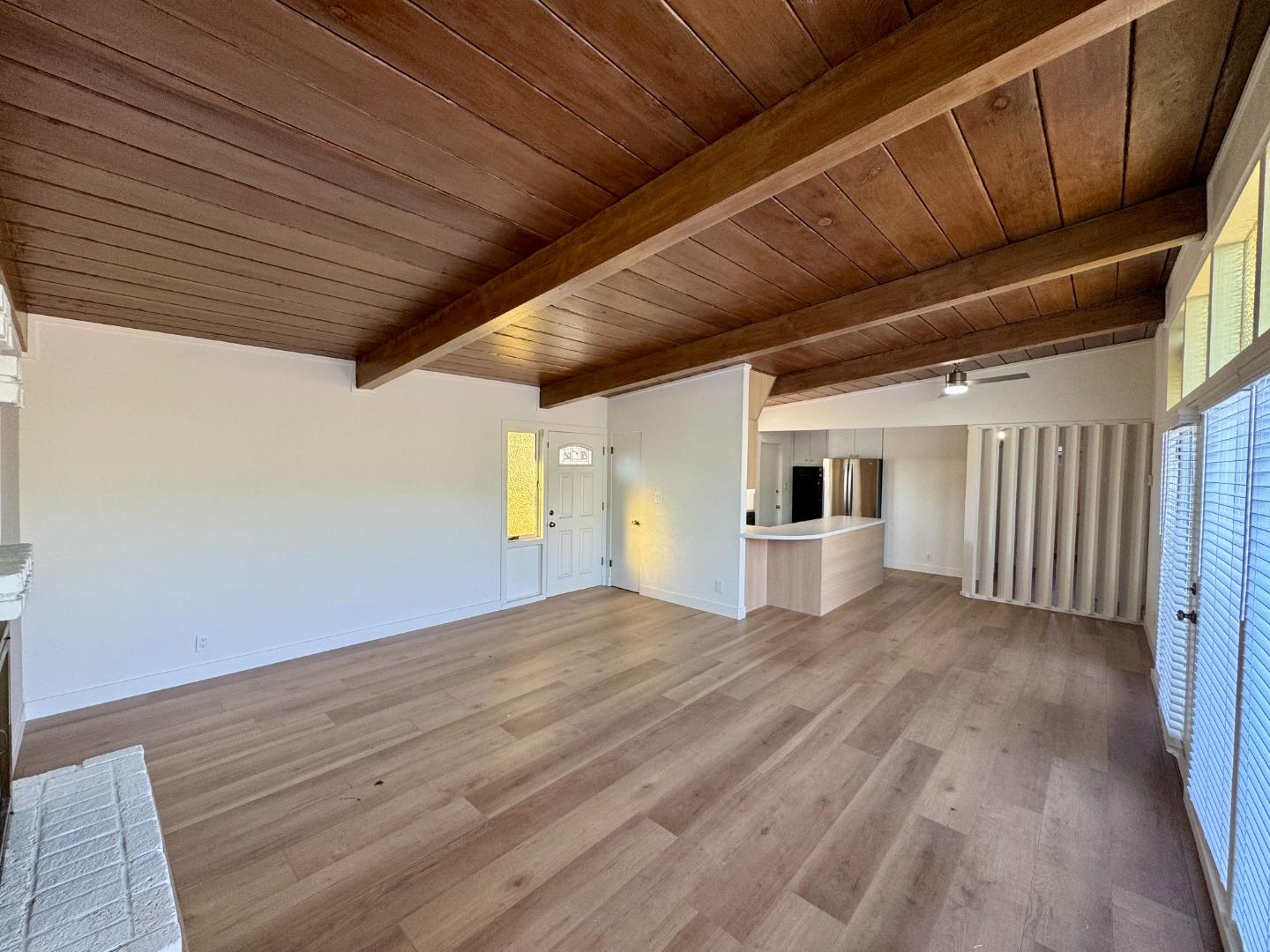 Detail Gallery Image 15 of 28 For 554 Maple Ave, Sunnyvale,  CA 94085 - 3 Beds | 1 Baths