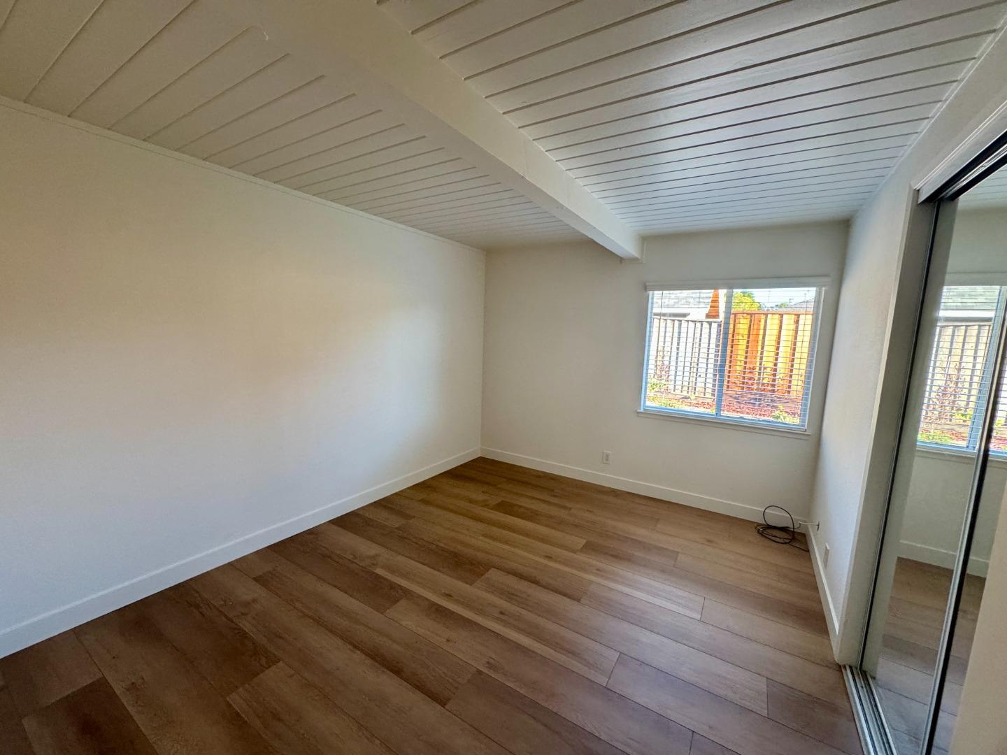 Detail Gallery Image 16 of 28 For 554 Maple Ave, Sunnyvale,  CA 94085 - 3 Beds | 1 Baths