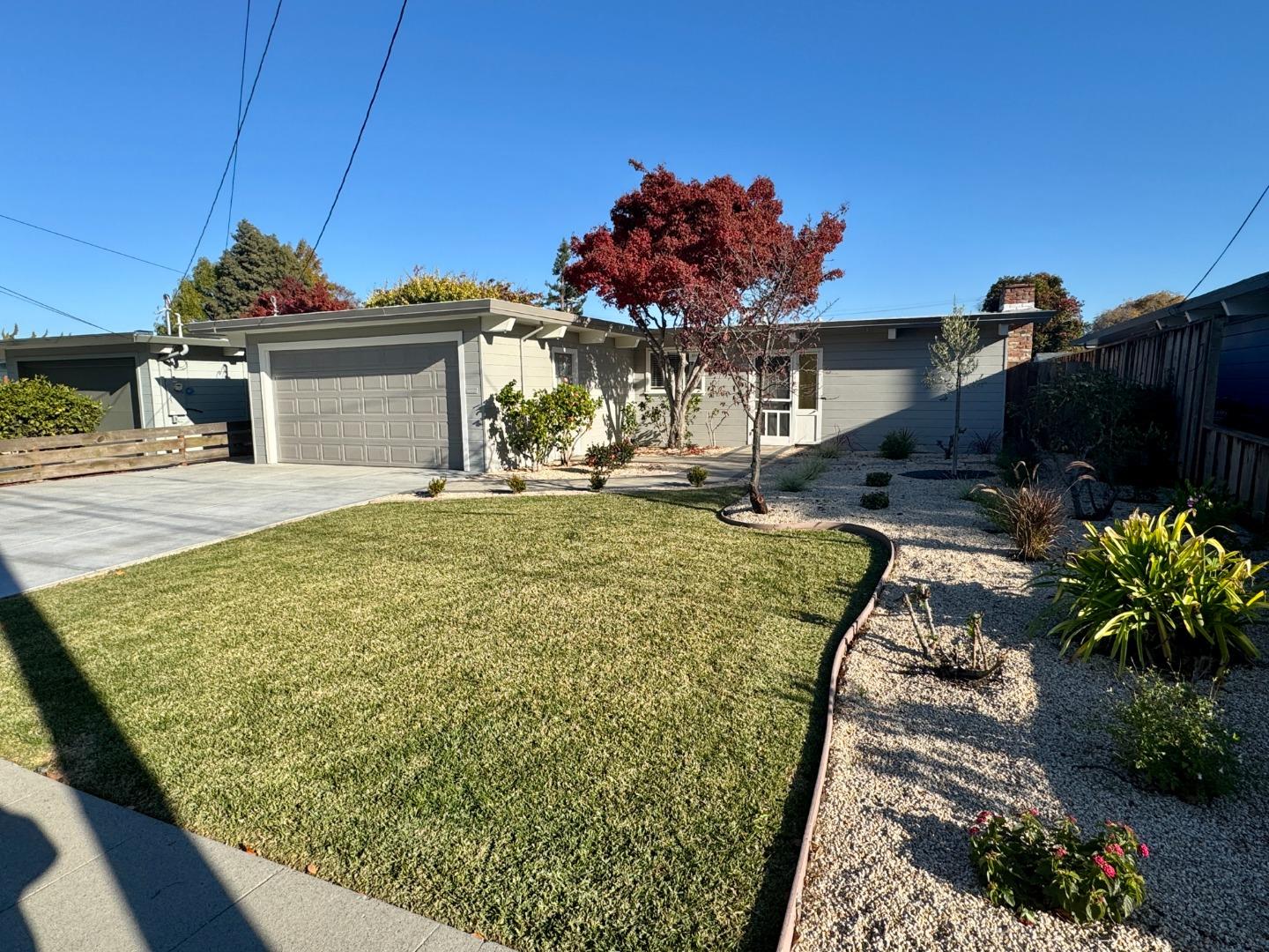 Detail Gallery Image 2 of 28 For 554 Maple Ave, Sunnyvale,  CA 94085 - 3 Beds | 1 Baths