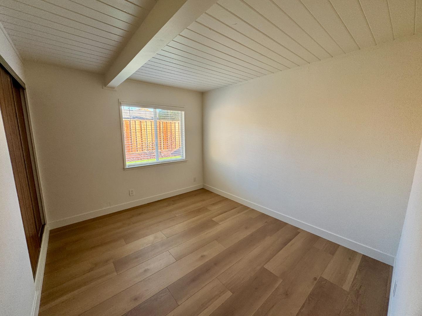 Detail Gallery Image 23 of 28 For 554 Maple Ave, Sunnyvale,  CA 94085 - 3 Beds | 1 Baths