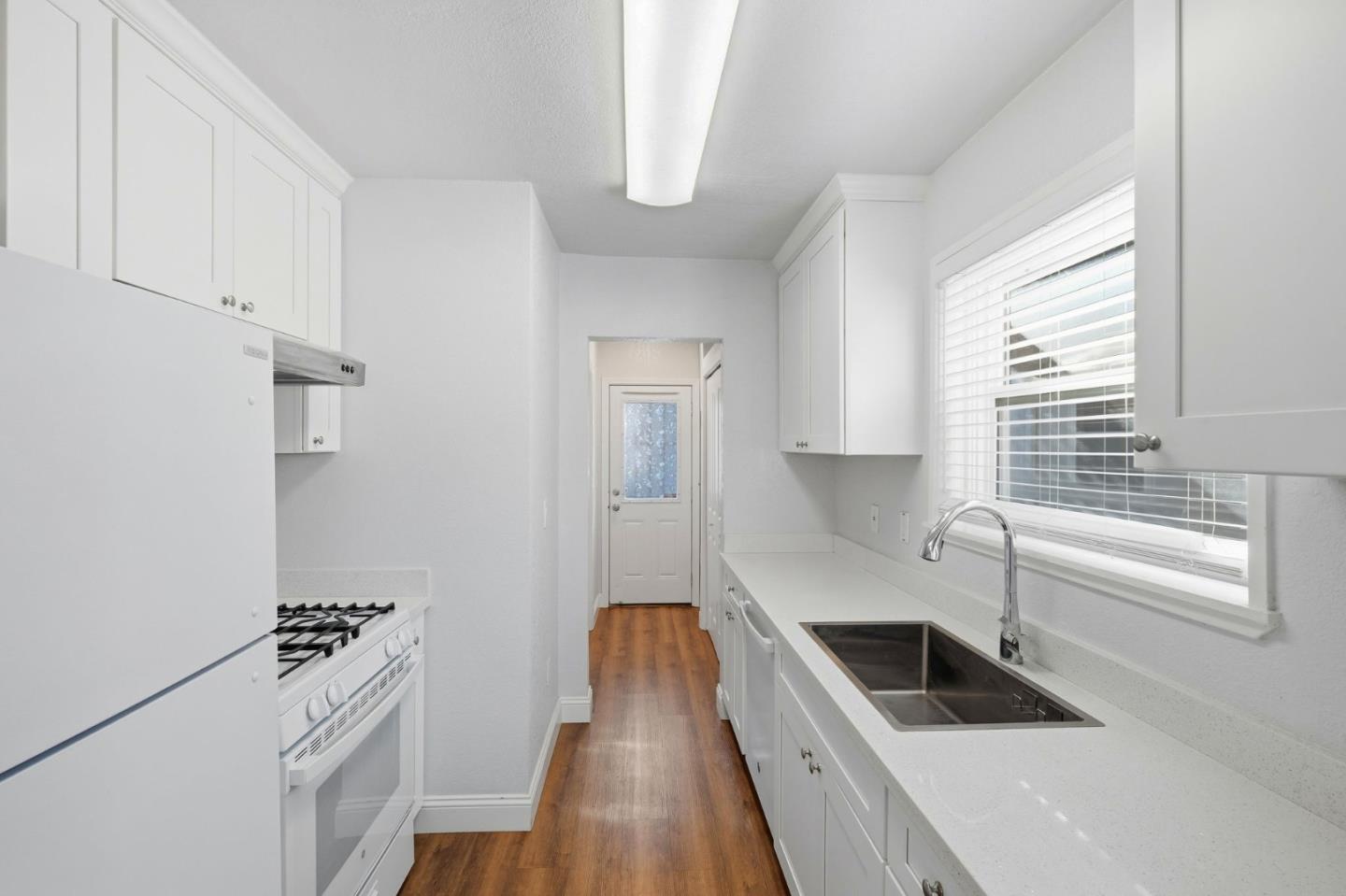 Detail Gallery Image 10 of 24 For 704-718 Broadway, Santa Cruz,  CA 95062 - – Beds | – Baths