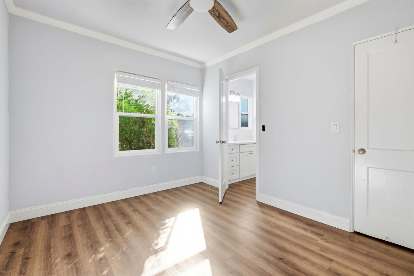 Detail Gallery Image 13 of 24 For 704-718 Broadway, Santa Cruz,  CA 95062 - – Beds | – Baths