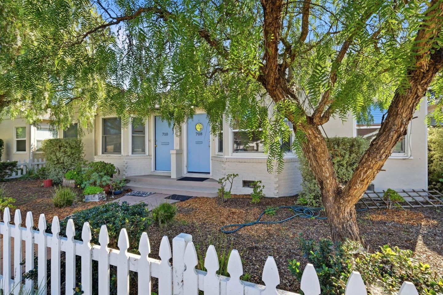 Detail Gallery Image 4 of 24 For 704-718 Broadway, Santa Cruz,  CA 95062 - – Beds | – Baths