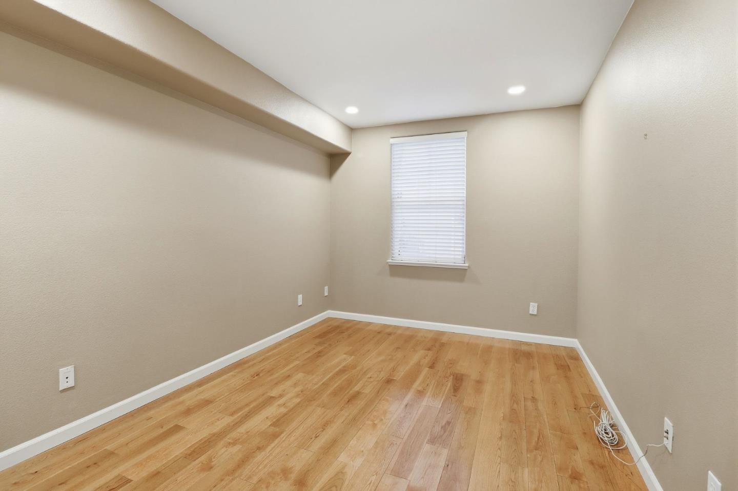 Photo #26: ML82031357 Listing: Photo #26